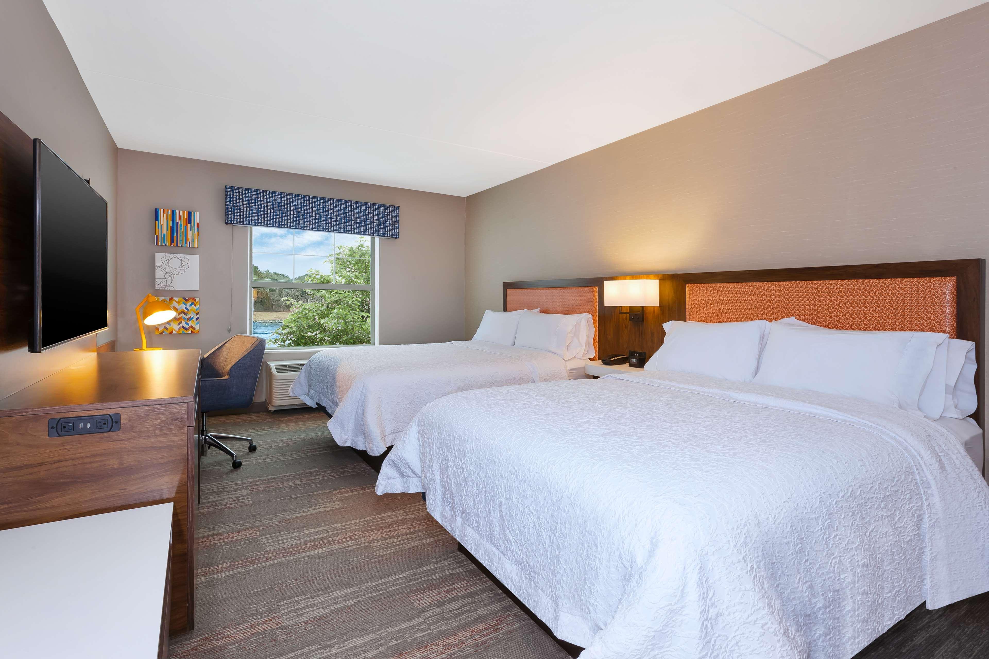 Hotel Hampton Cape Cod Canal 3*